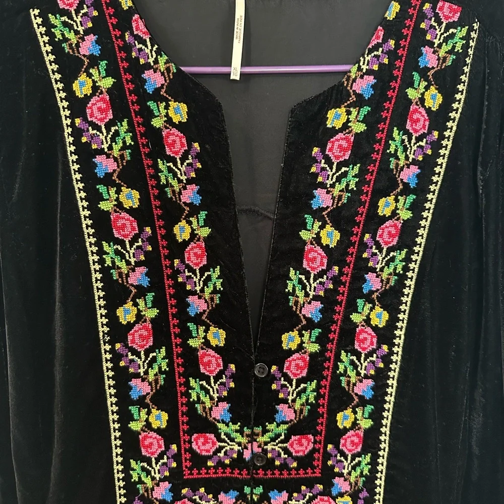 Free People velvet dress with floral embroidery - Picture 7 of 7